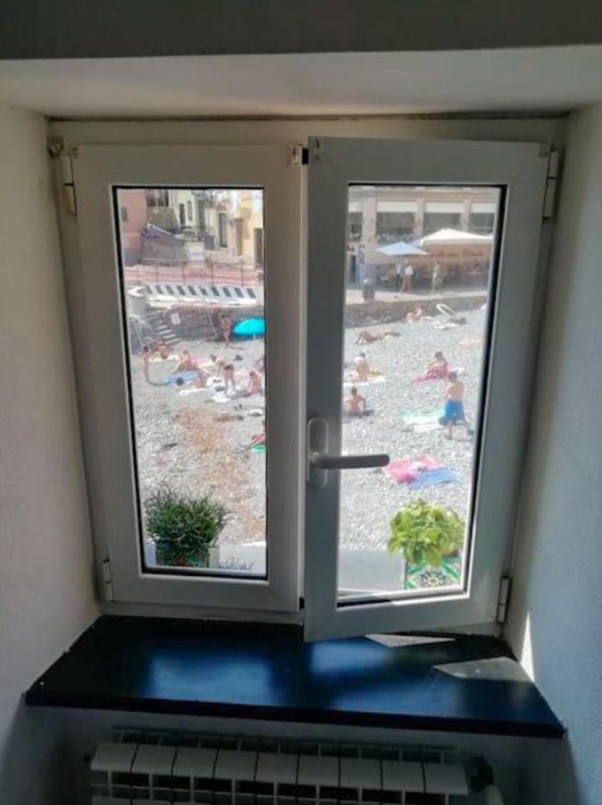 Casa Sulla Spiaggia Di Boccadasse Genova Eksteriør bilde